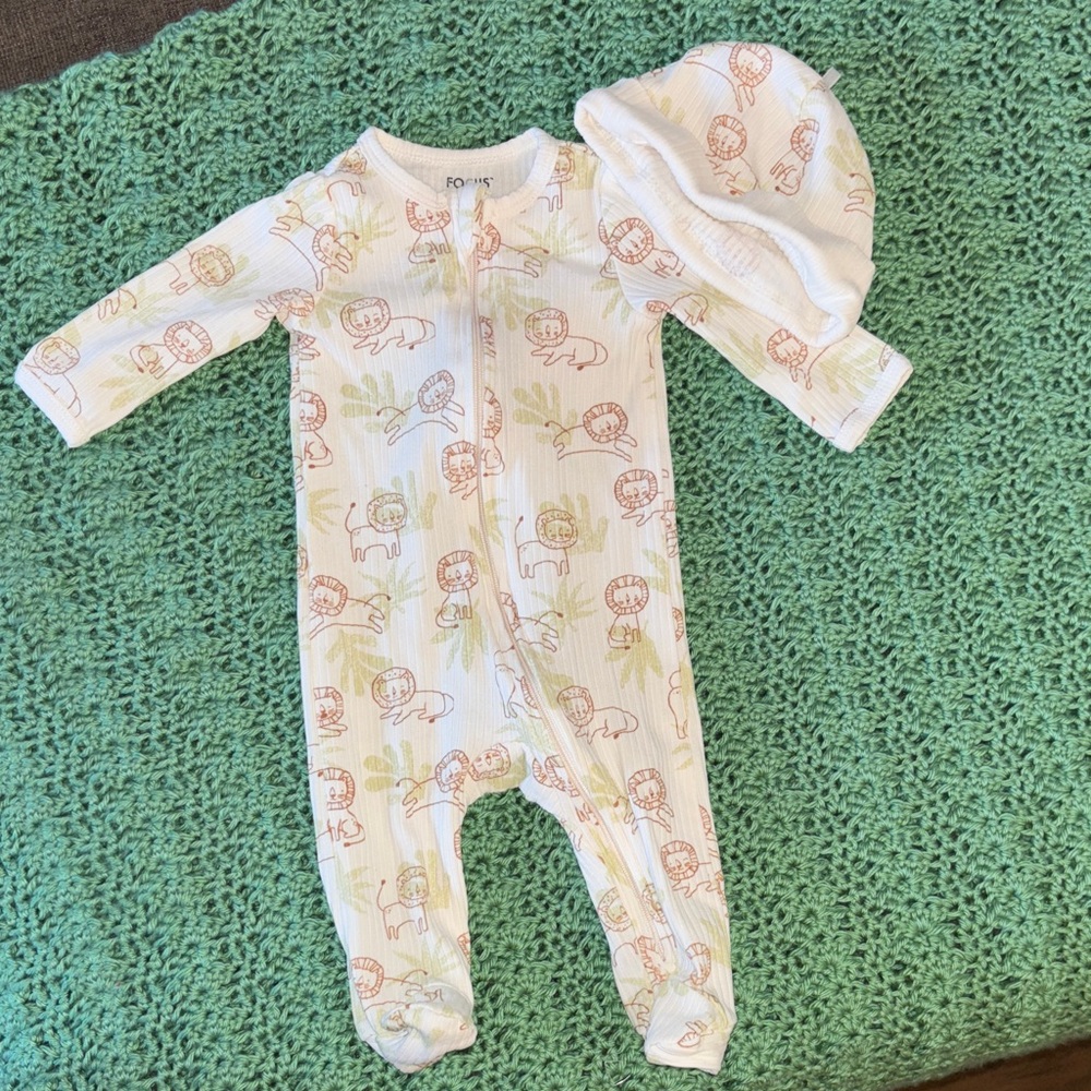 Cute Animal Print Footie - White and Brown